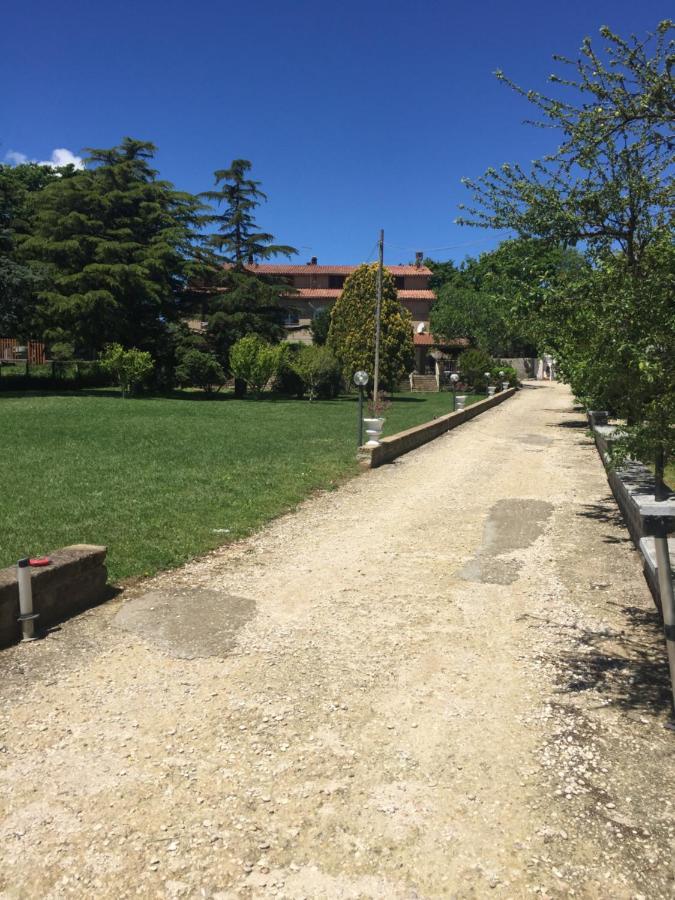 Favoloso Appartamento In Villa Monterosi Exterior foto